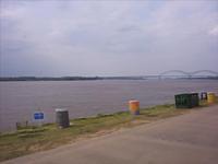 MIM 05 1561